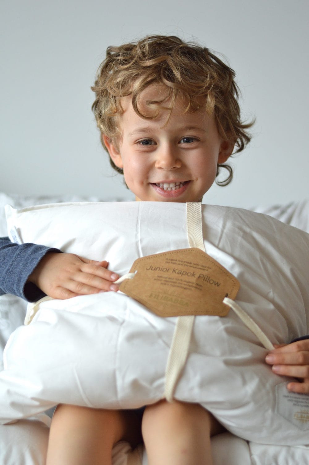 Junior pillow Kapok nature white Shop online hos FILIBABBA