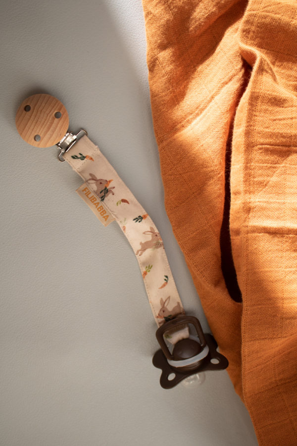 Suttesnor - Carrot Thief