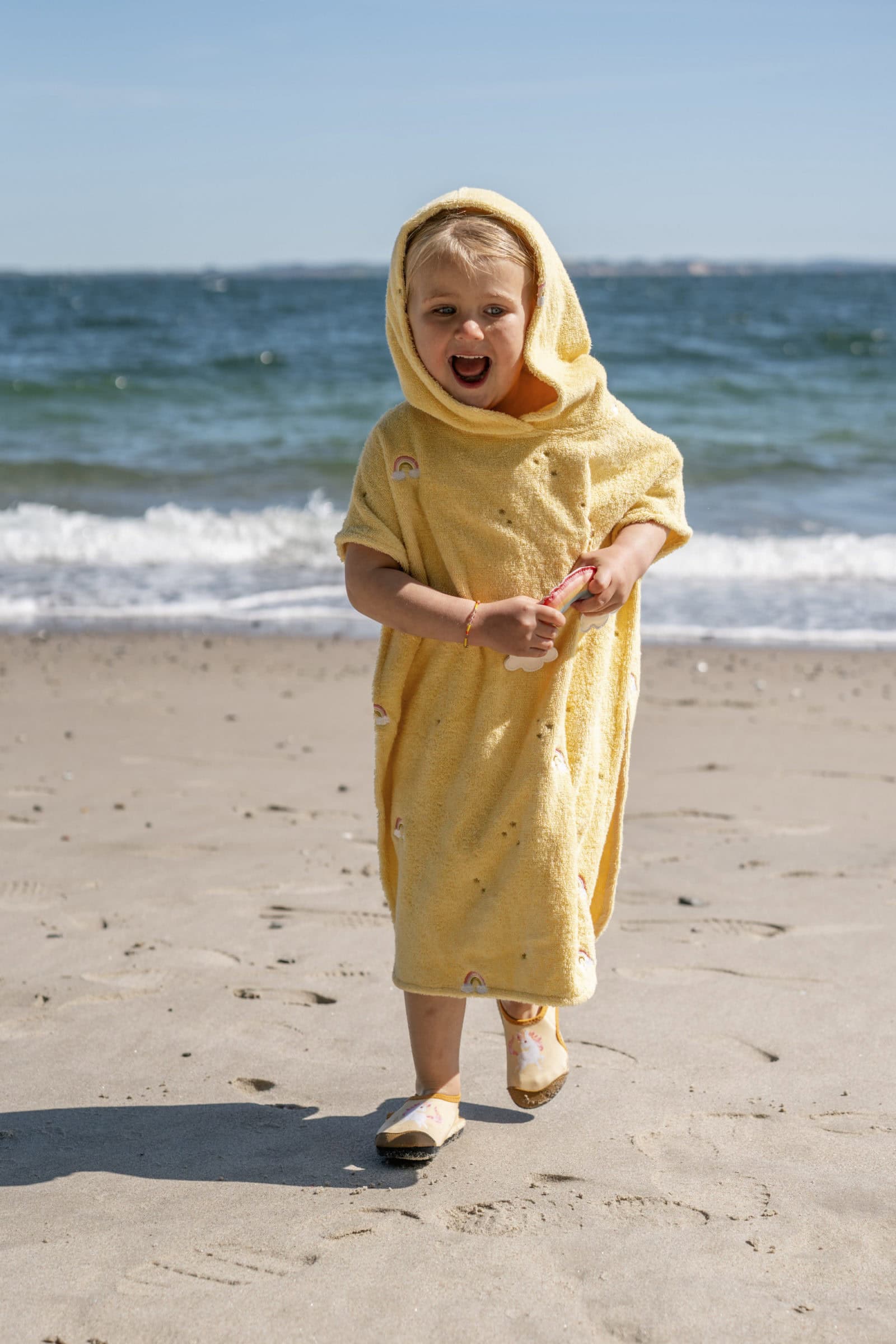 Embroidered poncho GOTS – Unicorn Shores