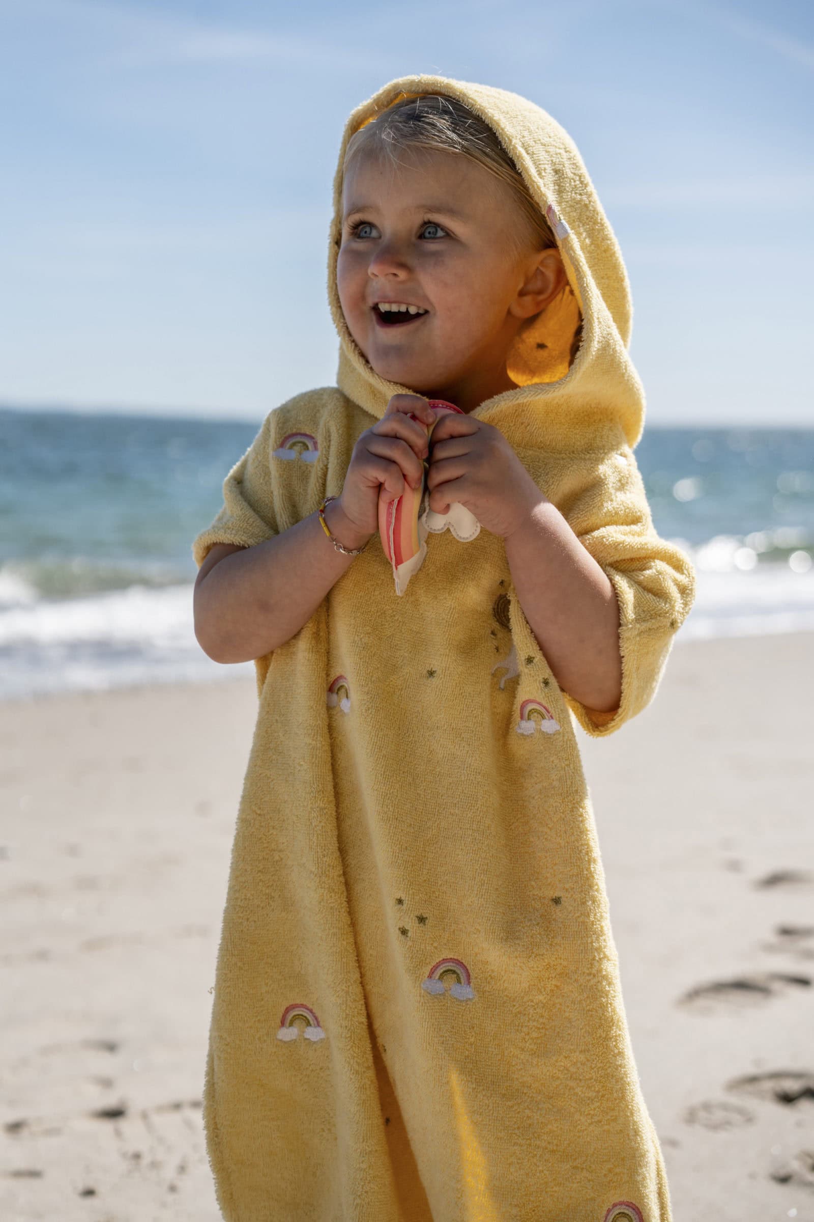 Embroidered poncho GOTS – Unicorn Shores