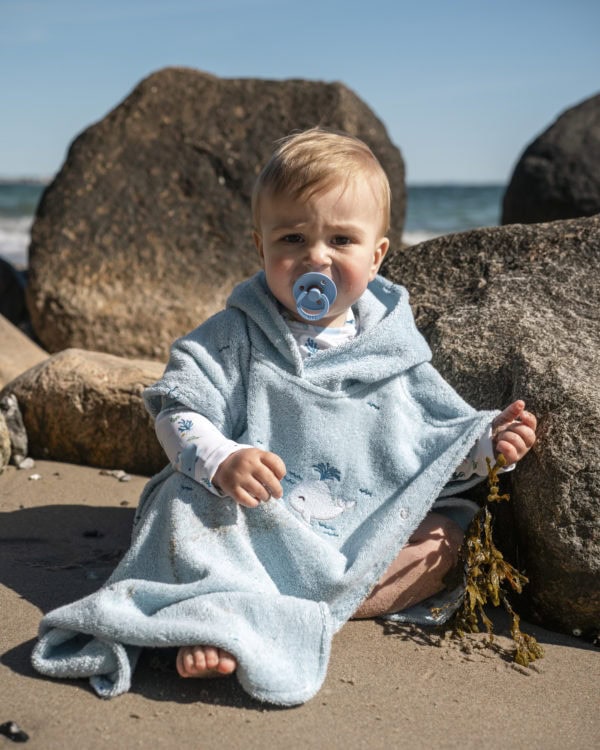 Embroidered poncho GOTS – Christian's Whale Tales