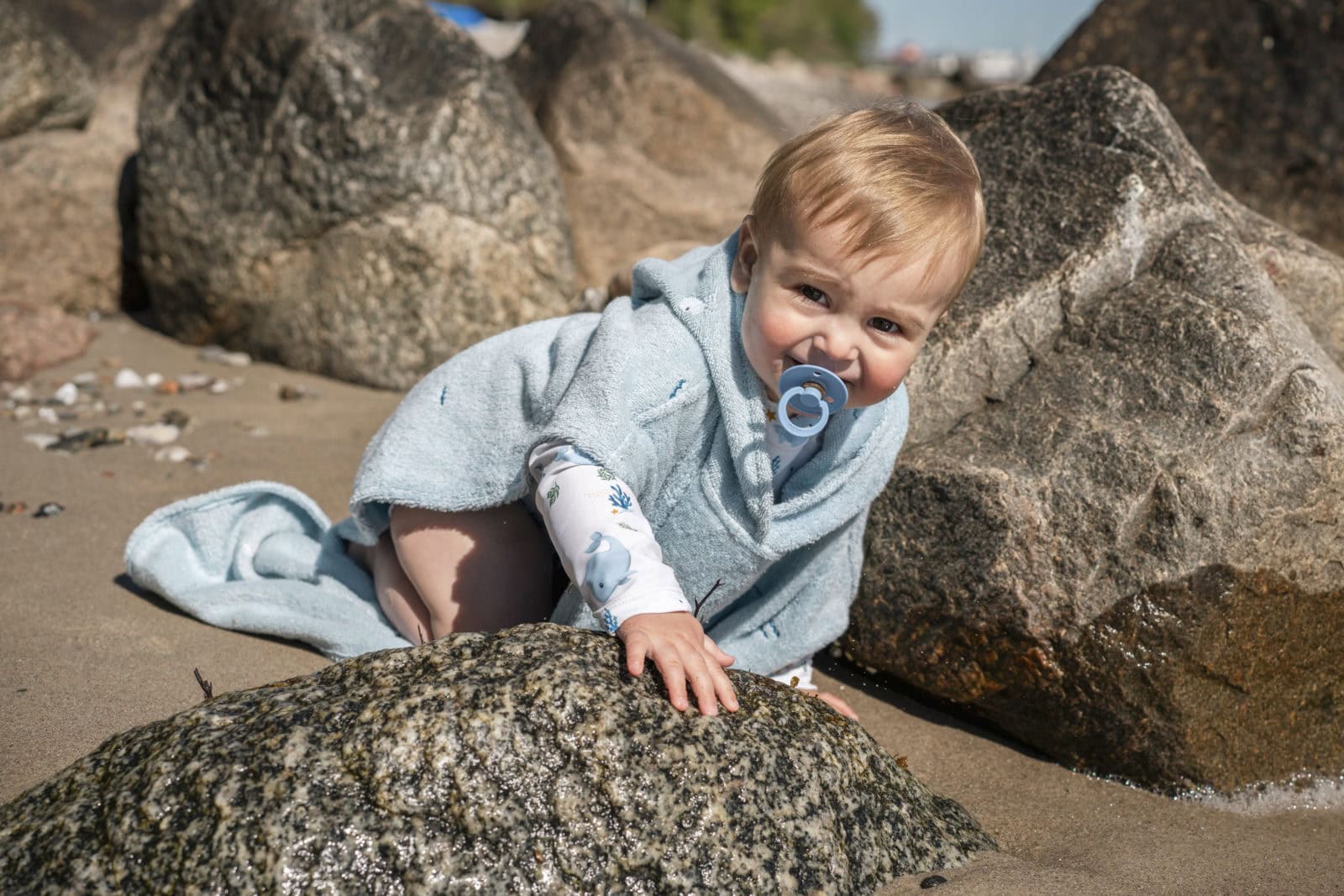 Embroidered poncho GOTS – Christian's Whale Tales