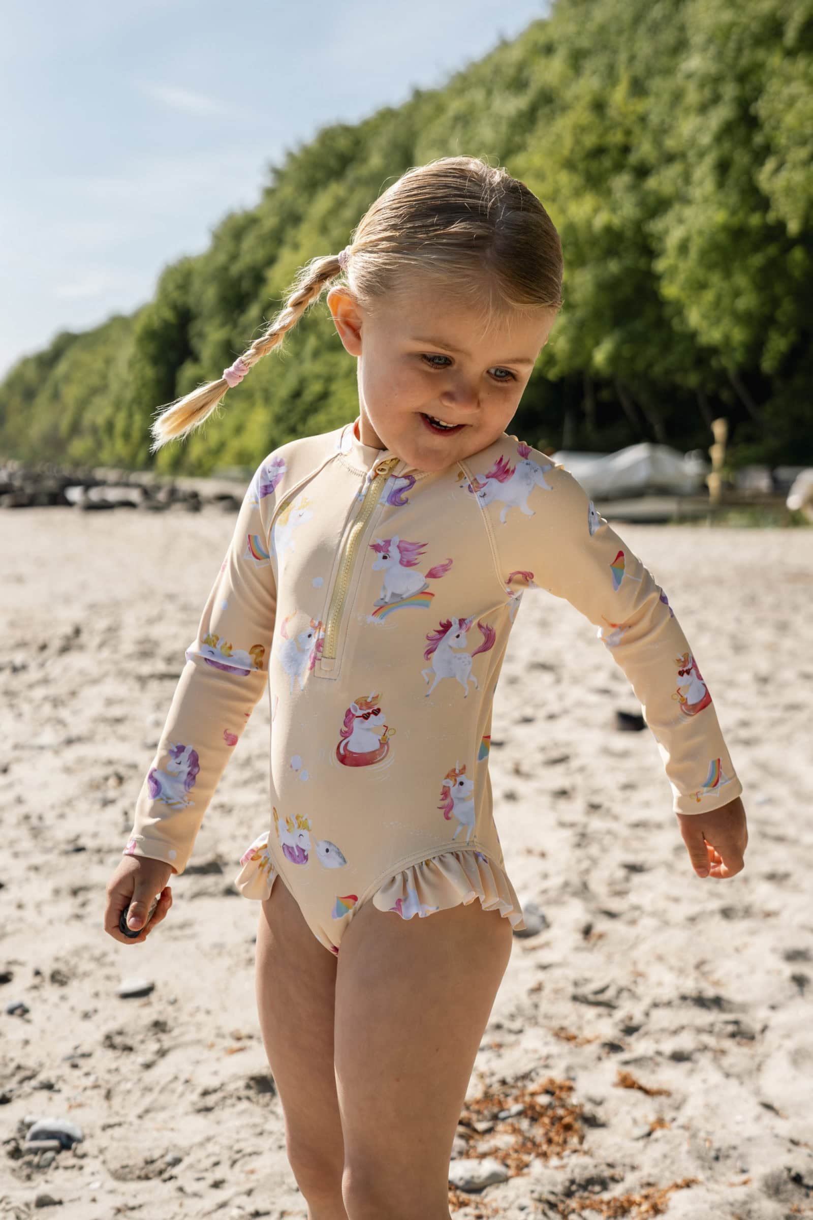Vilje – UV suit 3-4 years – Unicorn Shores