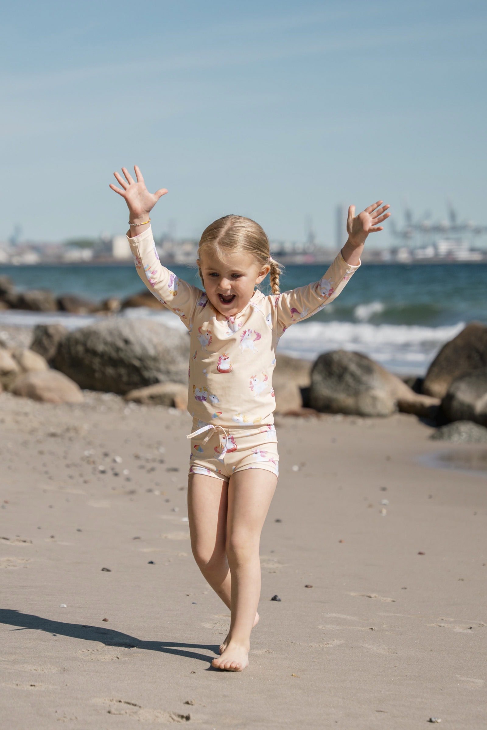 Orla – Swim shorts 3-4 years – Unicorn Shores