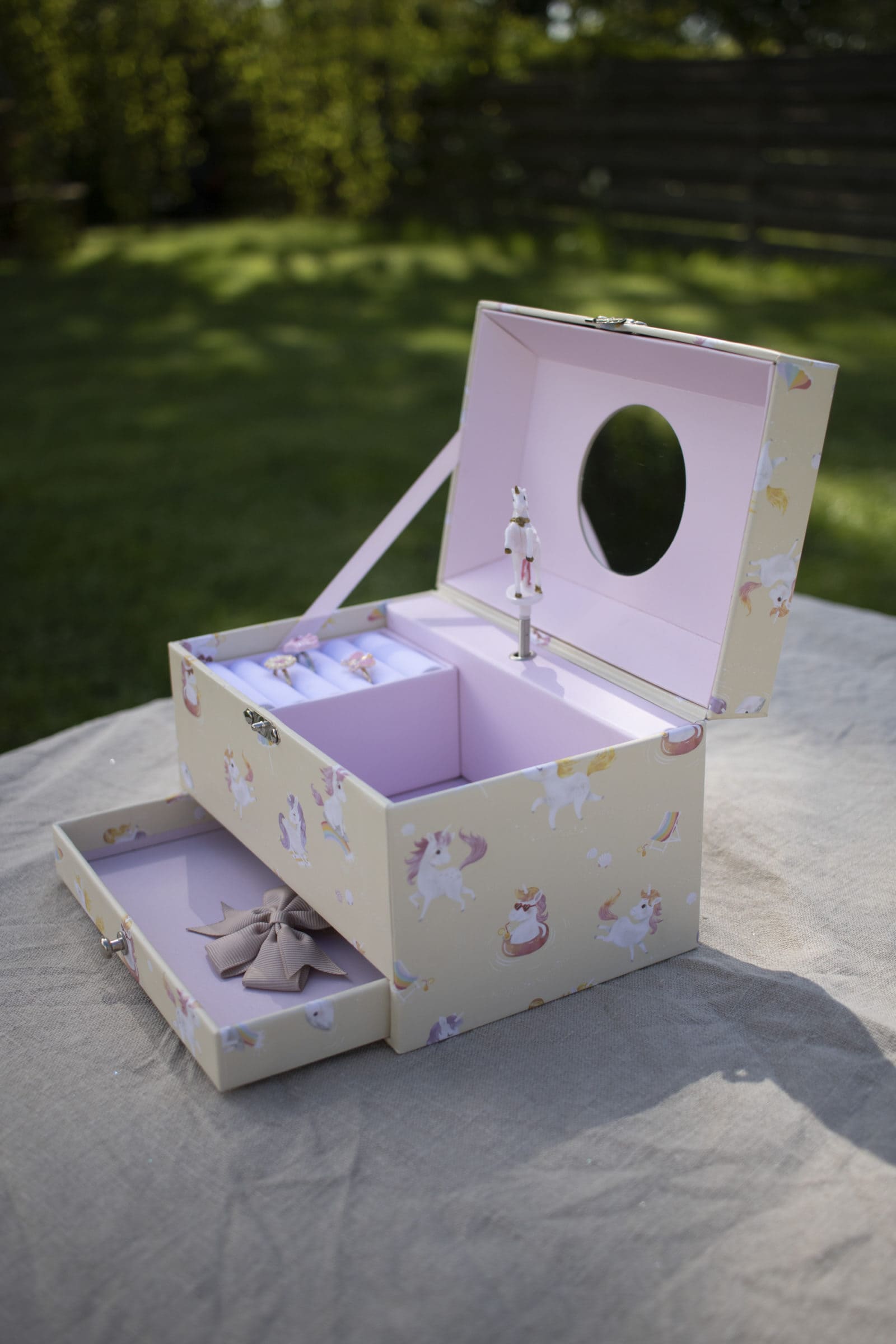 Jewellery box with music – Unicorn