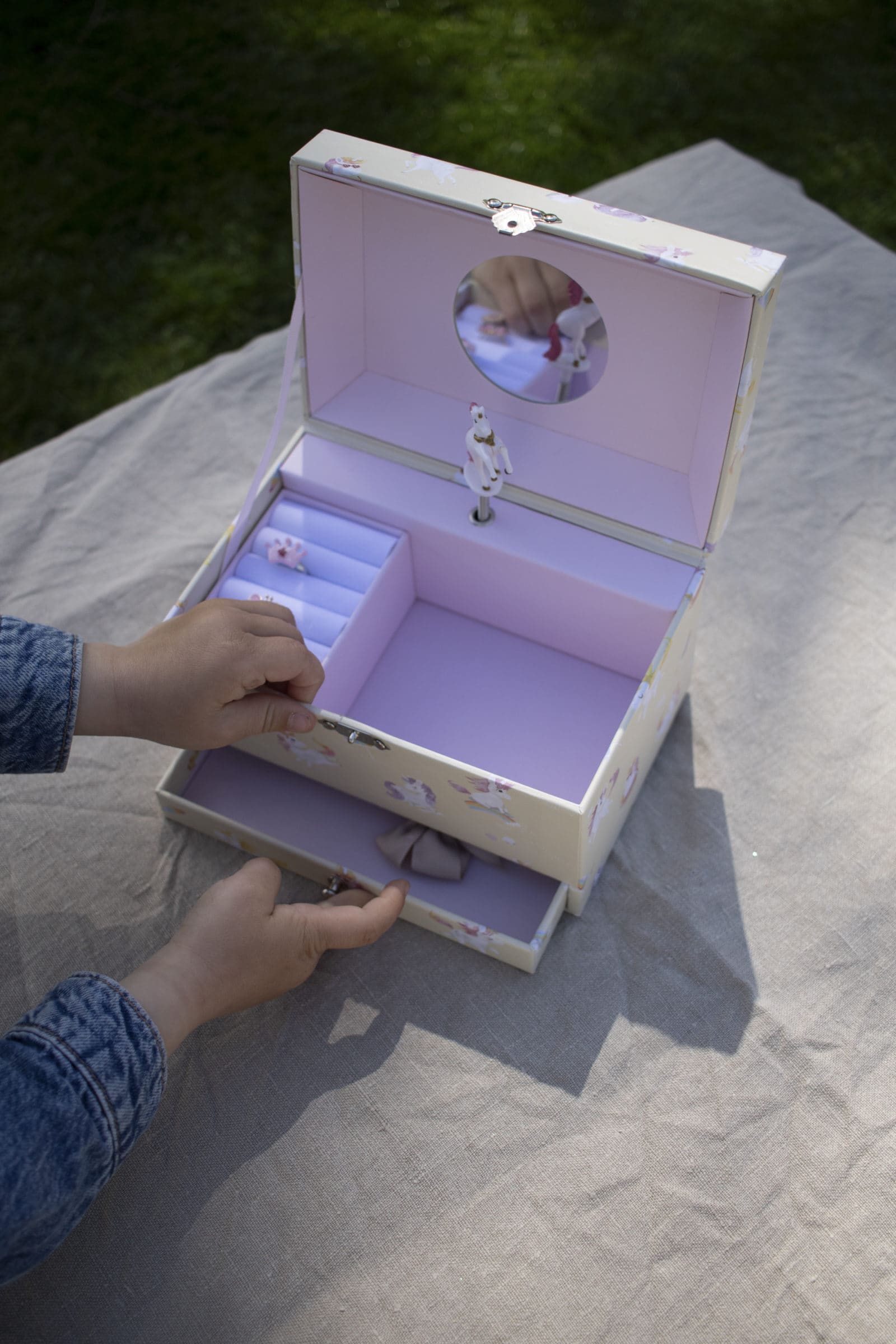 Jewellery box with music – Unicorn