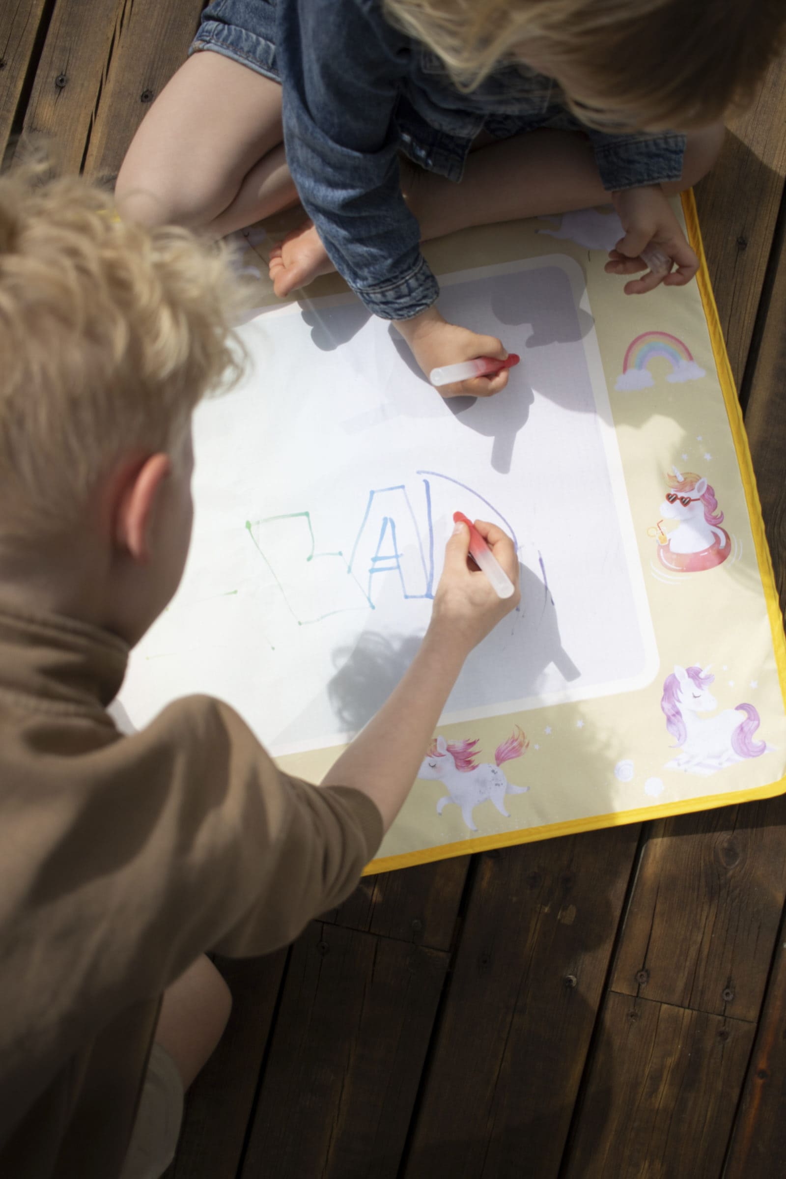 Water drawing mat – Unicorn Shores