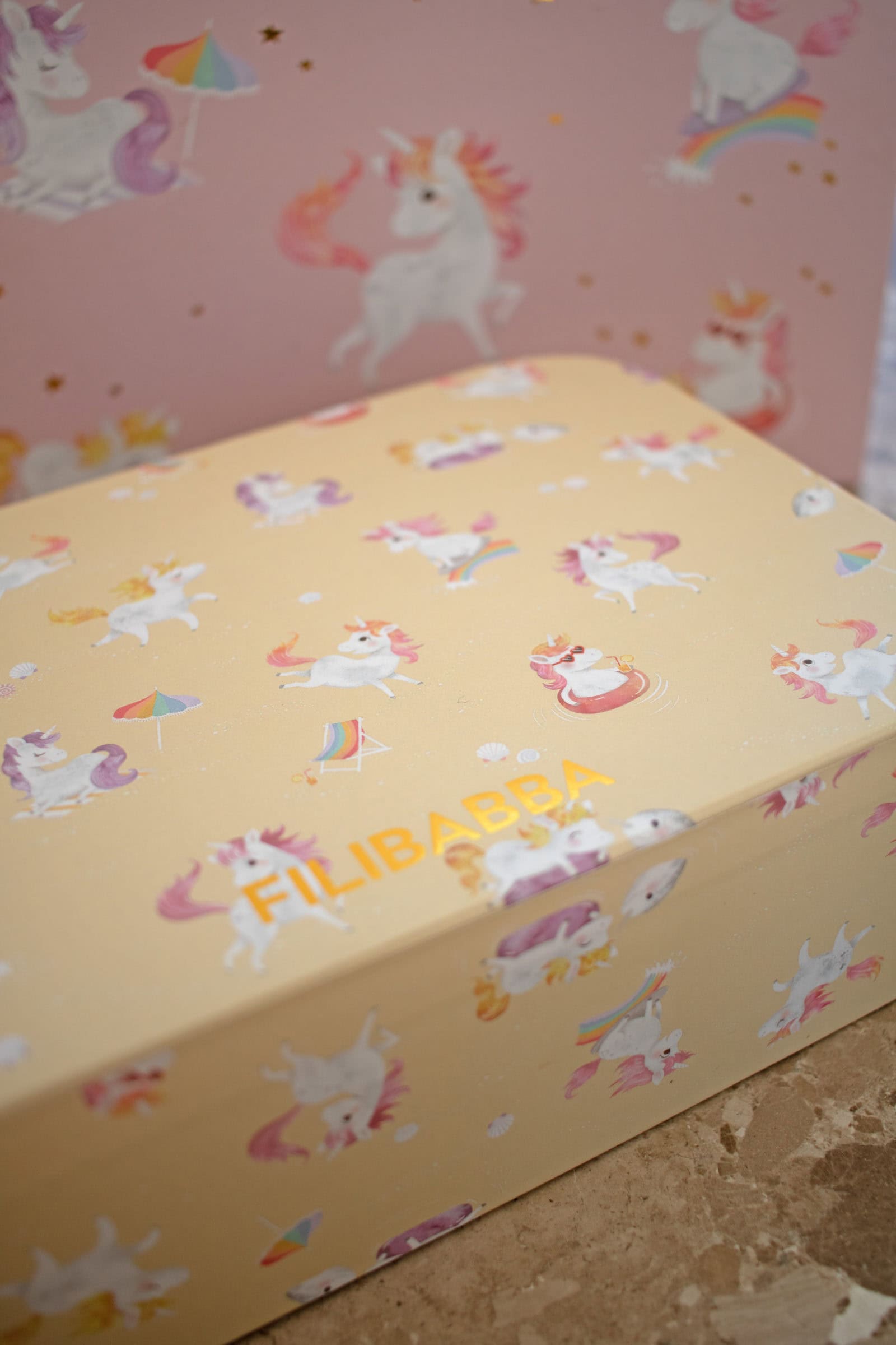 Suitcase set for play and storage – 2-pack – Unicorn Shores