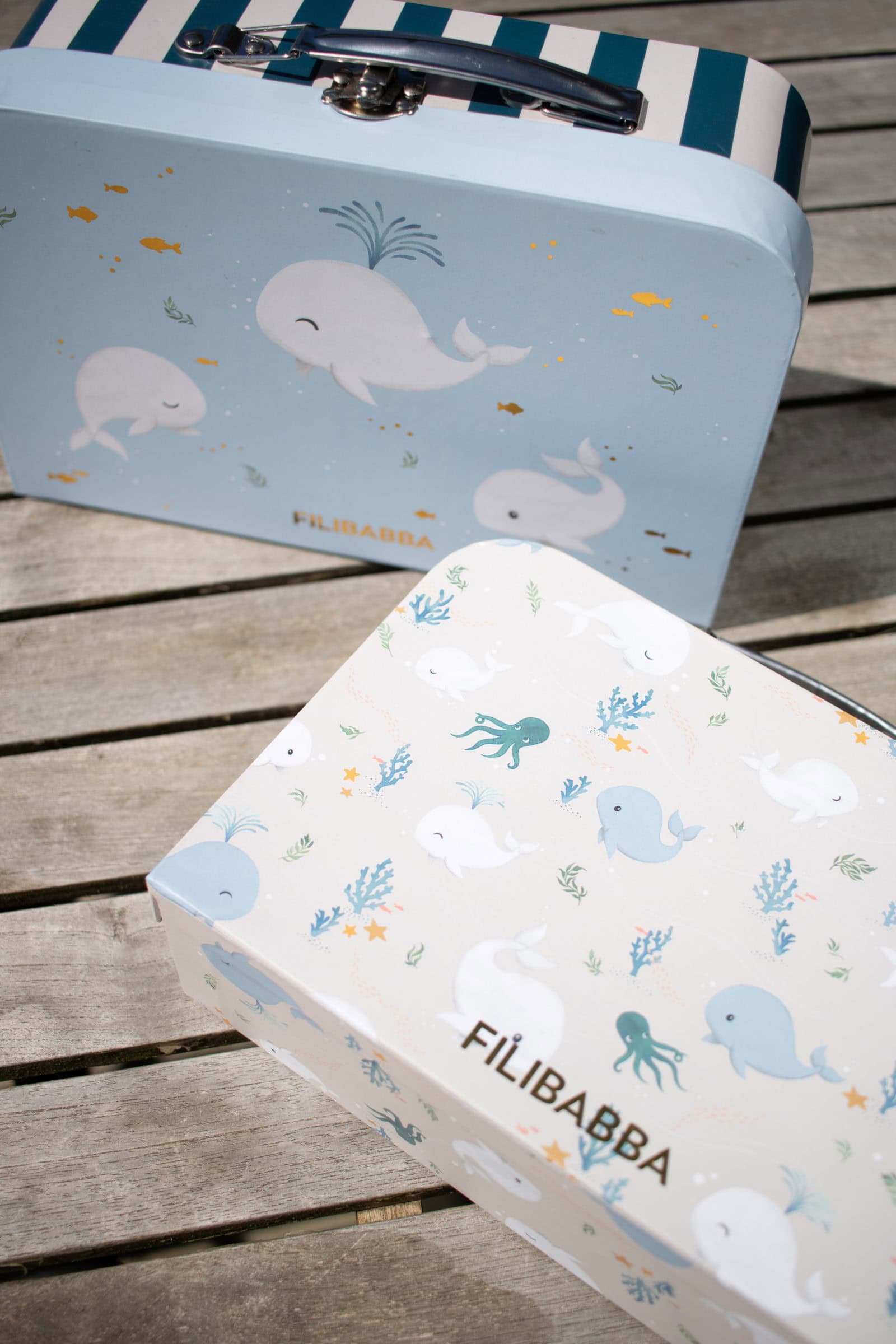 Suitcase set for play and storage – 2-pack – Christian's Whale Tales