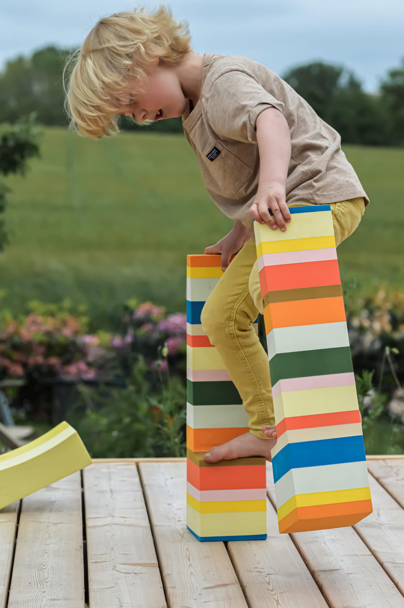 Pippi Circus Stilts Pippi