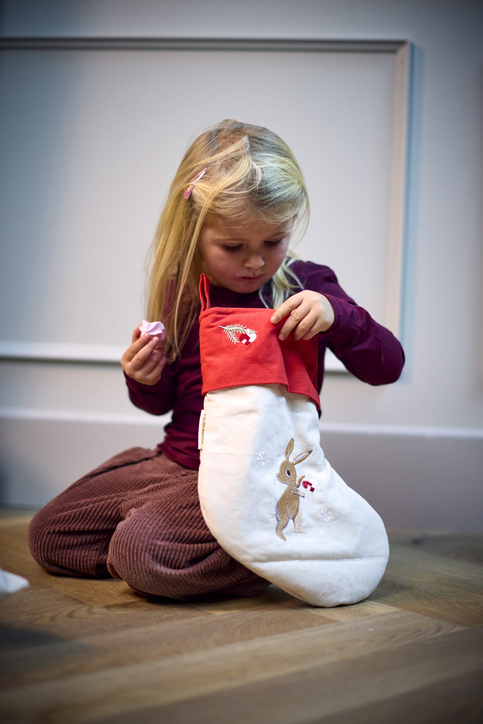 Embroidered stocking - Wonderful Winter - Hare