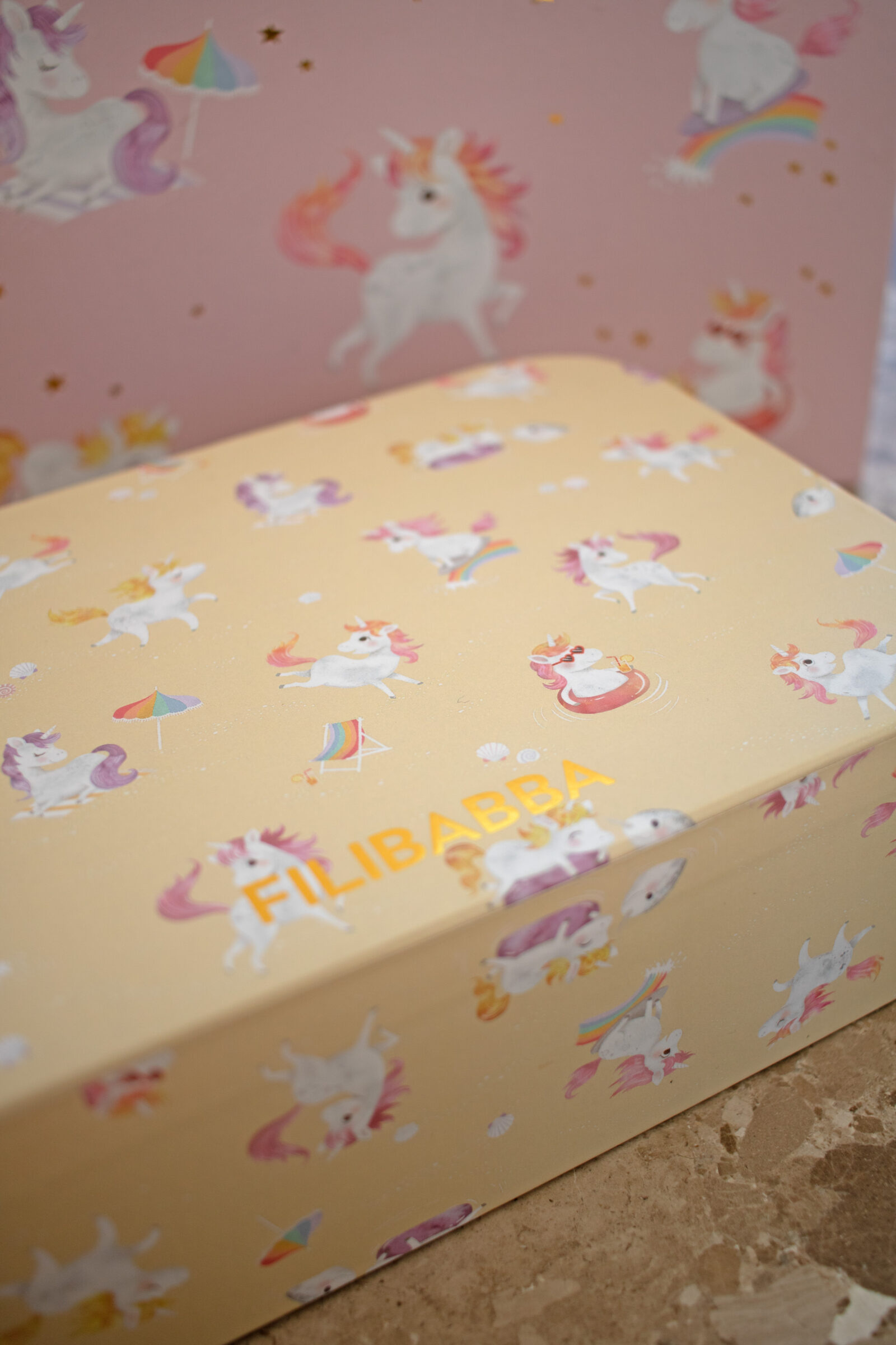 Suitcase set for play and storage – 2-pack – Unicorn Shores